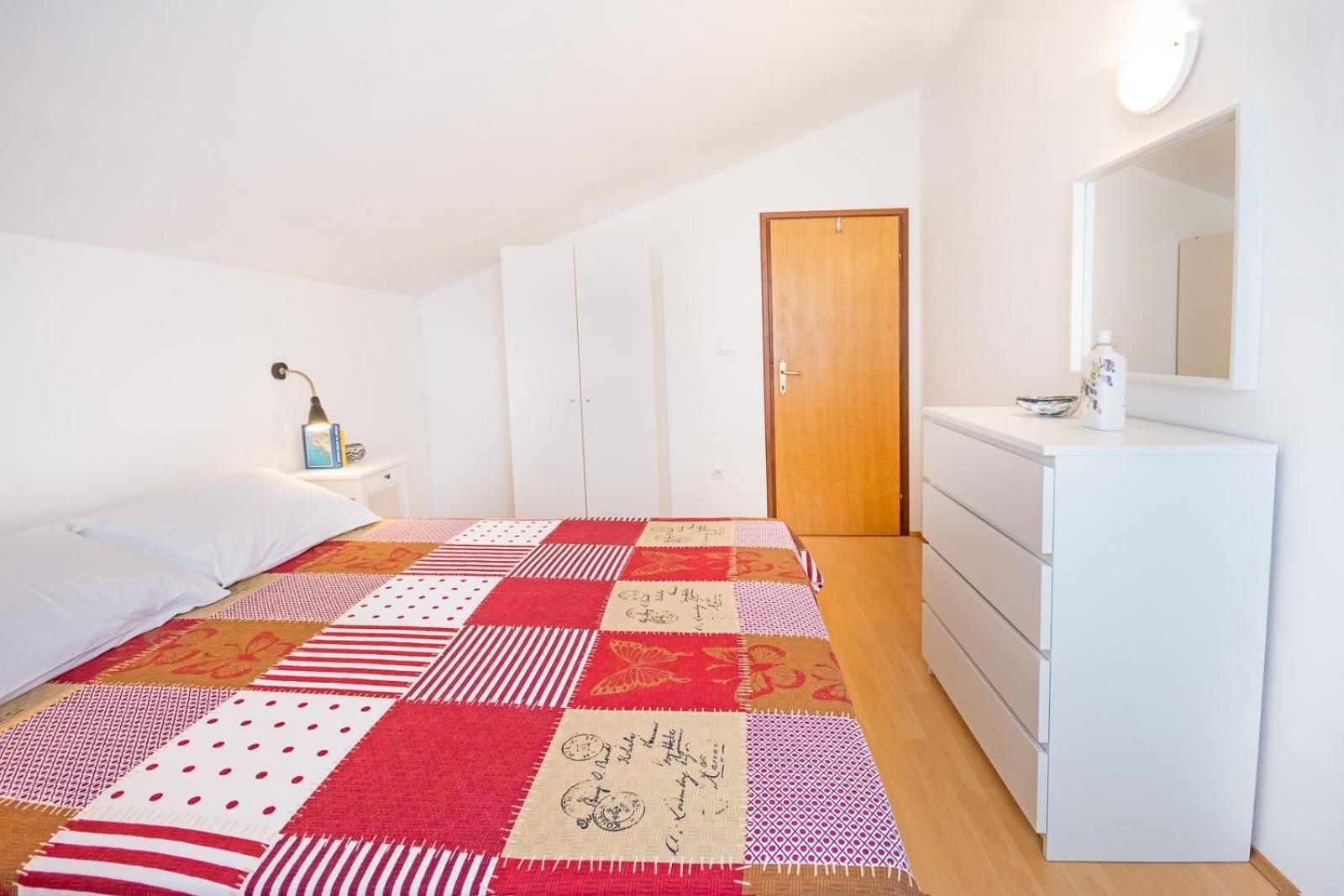 Apartments With A Parking Space Njivice, Krk - 5427 ห้อง รูปภาพ